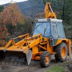 How to Select the Right Heavy Equipment Rental Company: Key Factors to Consider