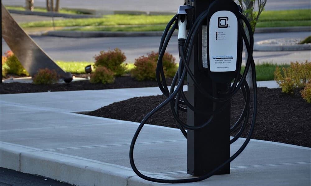 Key Considerations for Installing Commercial EV Charging Stations